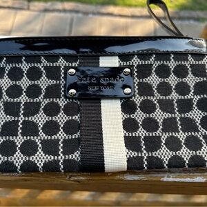 Kate Spade Black and White Patterned Wristlet Clutch with patent leather trim